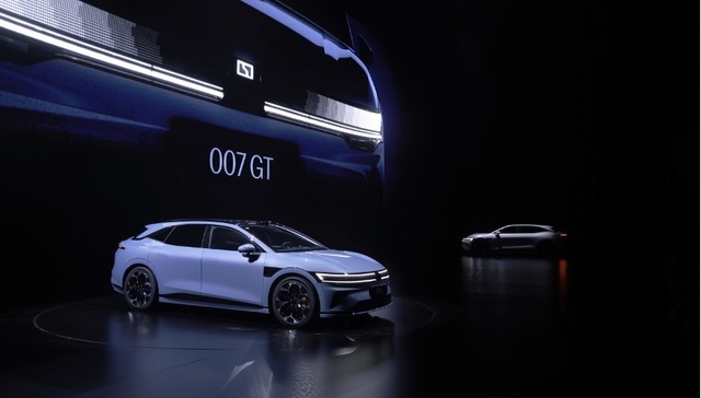 闪电快讯 ｜ 极氪007GT正式上市：20.29万元起 全系标配智驾