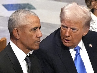奥巴马也炮轰特朗普政策，民主党开打“组合拳”