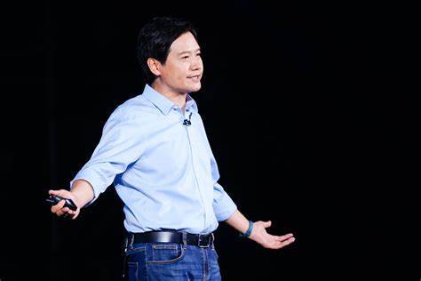 15天3次发声，雷军在走李想的“来时路”？