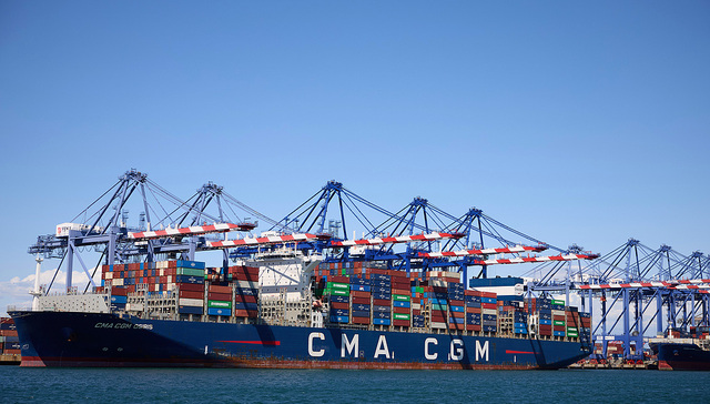 关税风波下全球航运格局悄然生变，欧线、海外仓“走红”