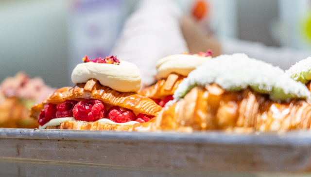 手作面包,年轻人,社交媒体,烘焙行业,情绪价值,