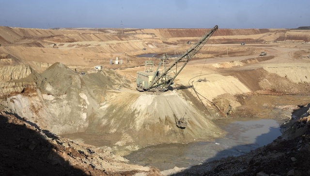 乌美签署矿产协议备忘录，美国坚持优先拿走开采收益