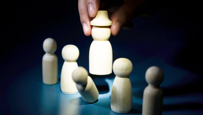 高端人才,化妆品,本土市场,