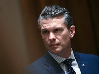 白宫防爆门设计图与万人共享、防长向亲友泄密，美国政府再曝漏洞