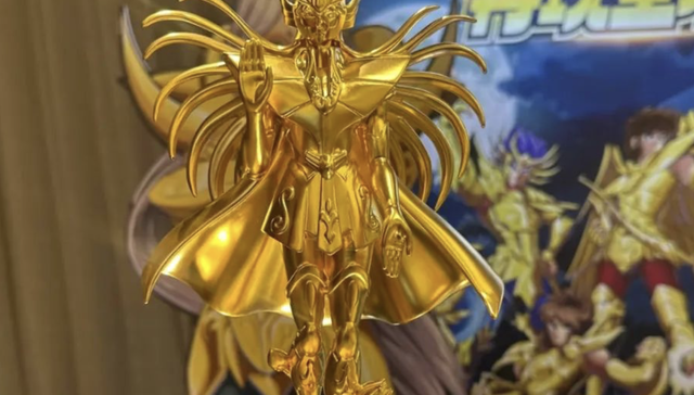 当谷子有了“含金量”，金饰品牌集体猛攻二次元