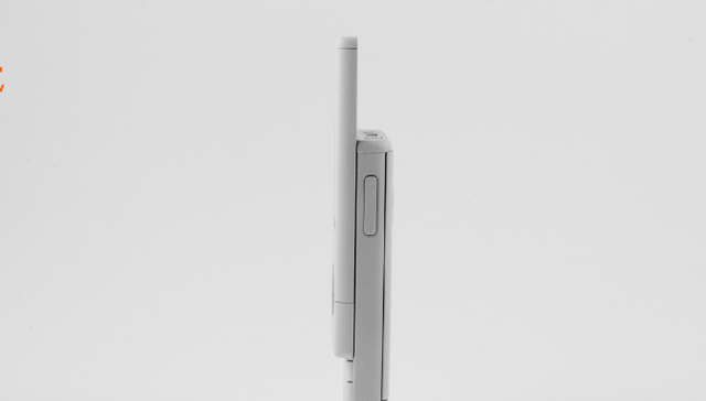 2025手机厂商众生相：变局、出海和大电池