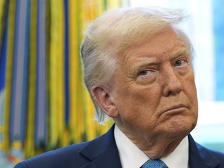 特朗普：我不想炒掉鲍威尔，都是媒体瞎说