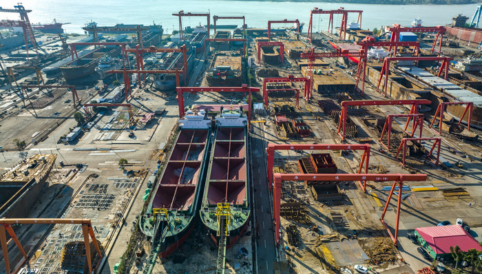 美国“301调查”落地，海外船东仍向中国下单超大型船