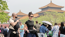 服務(wù)消費(fèi)漲勢強(qiáng)勁、入境游熱度不減，一季度多項(xiàng)消費(fèi)數(shù)據(jù)飄紅