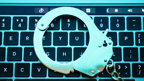 为博流量编造上海车展谣言，造谣者被公安机关依法行政处罚