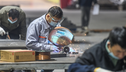 释放货币政策稳增长信号，央行连续两个月加量续作MLF