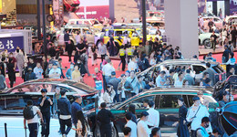 关税战下的上海车展，跨国合作“风雨无阻”｜2025上海车展