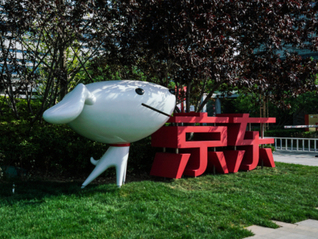 一商家公开支持京东外卖，刘强东：再免佣金一年