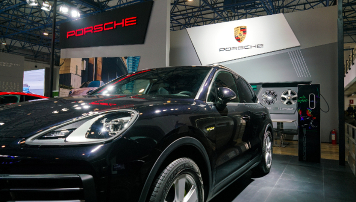 保时捷考虑在华停售电动汽车，CEO称未将小米当对手