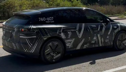 理想又一款纯电来了：i6谍照疑似曝光，尾部更像SUV了