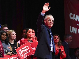 永不向特朗普屈服，加拿大总理宣布执政党胜选后喊话美国