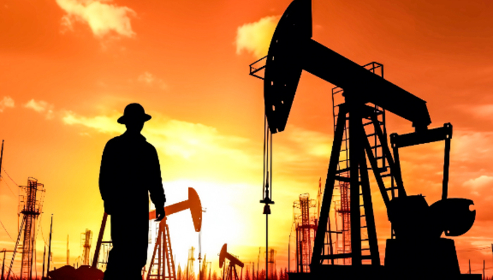 国际油价下跌拖累“三桶油”业绩，唯中国石油实现微涨