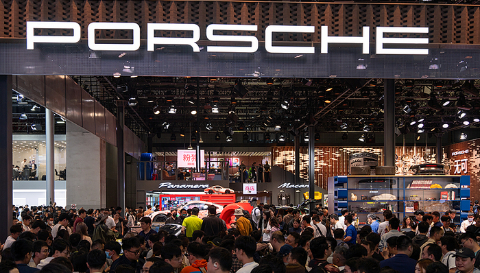 保时捷一季度业绩不及预期，股价暴跌