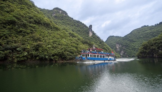 贵州,黔西,游船,超载,救生衣