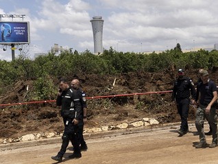 胡塞武装首次成功袭击机场致航班停运，以色列誓言报复