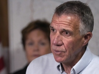 美共和党州长携手5名民主党州长批评关税，邀请加拿大省长会谈