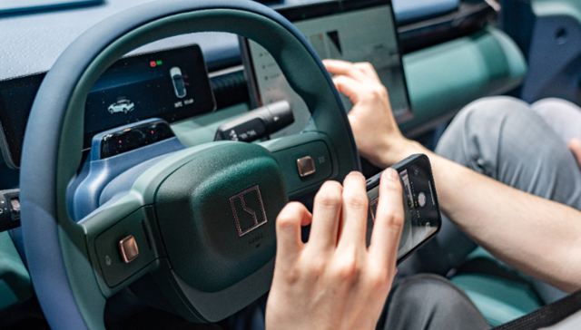 盘前涨超10%！纽交所敲钟未满一年，极氪拟私有化退市