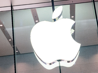 苹果要给Safari引入AI搜索选项，谷歌市值蒸发超1500亿美元