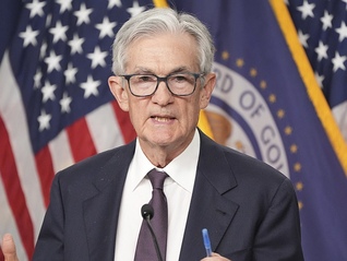 美联储按兵不动，鲍威尔：特朗普施压不影响工作