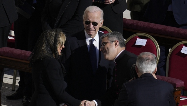 拜登,特朗普,总统,欧洲