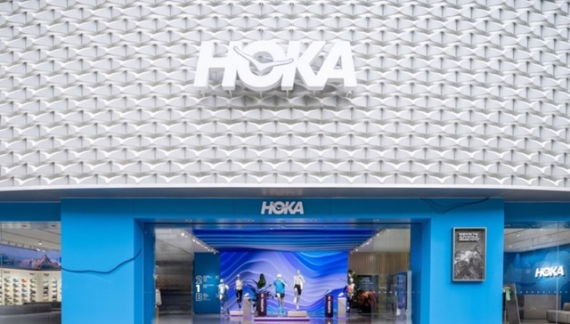 HOKA在上海最贵地段开了家1600平米门店