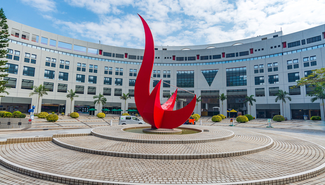 香港AI产业试图破局：人才、算力和深港协同