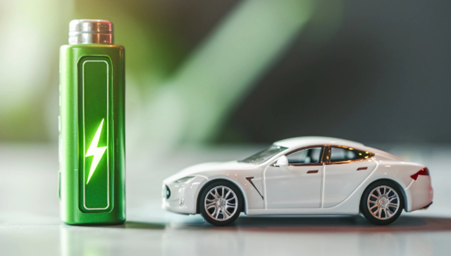 陷“虚假宣传”风波，小米SU7 Ultra遭退订，雷军感慨：艰难！