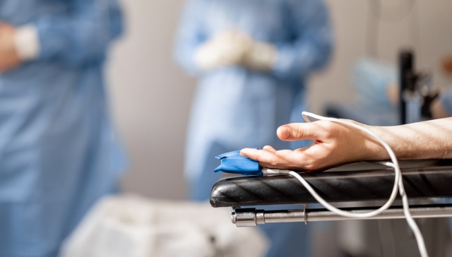 上官正义举报长沙一农村自建房开展地下代孕，官方：查封涉事场所，控制相关人员