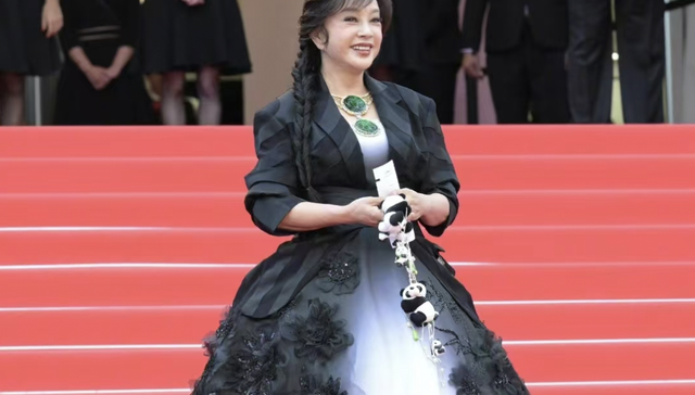 刘晓庆被举报偷税，涉事公司零人参保