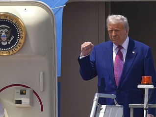 “只有傻瓜才不收”，特朗普接受卡塔尔豪华飞机引争议