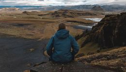 不再爱“貂”，当代东北青年爱上始祖鸟