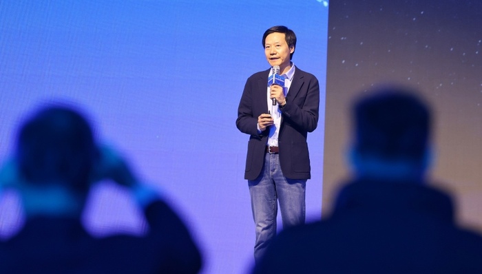 雷军最新演讲：汽车事故对小米打击如此之大，不再有新手保护期