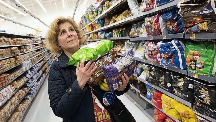 关税冲击还在持续，沃尔玛官宣涨价进入“倒计时”