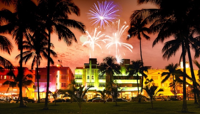 中国产的烟花还没着落、最高耗资4500万美元，特朗普“生日阅兵”方案出炉