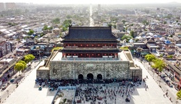 安徽凤阳通报鼓楼瓦片脱落详情：去年完成维修，已成立调查组