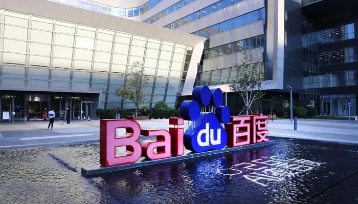 电厂 | 大模型狂飙两年半，百度的AI应用战略已见成效