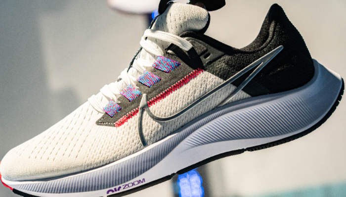 耐克,安踏,消费习惯,运动品牌,