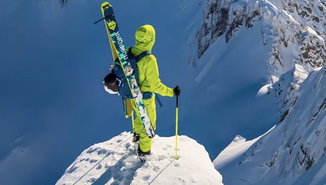 一件衣服卖近万元，始祖鸟的硬对手来了