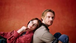 成熟艺人“脱管潮”，经纪人该下岗了？