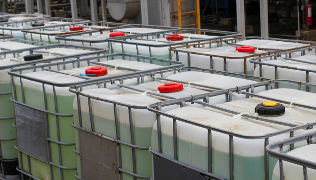 山东高密友道化学有限公司一车间发生爆炸事故，正全力组织救援