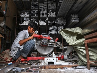 印度智库称印度已超过日本，成全球第四大经济体