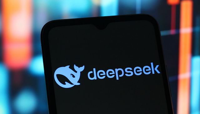 媲美OpenAI o3，DeepSeek深夜开源新版R1模型