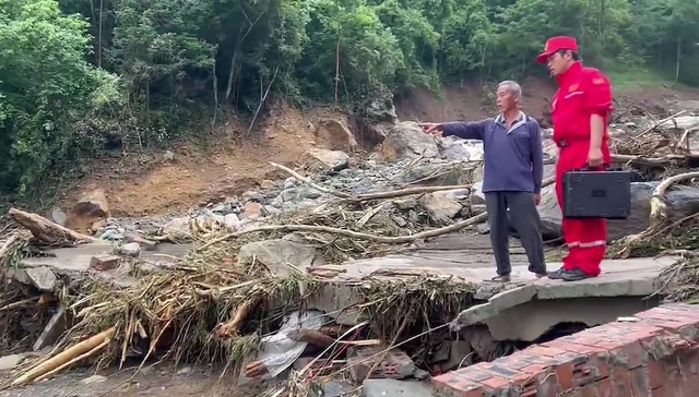 地方新闻精选 | 湖南慈利县一溶洞因排污被污染 广西山洪灾害8名失联人员均遇难