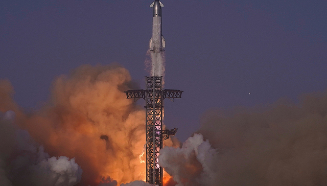 星舰将携带特斯拉擎天柱机器人前往火星