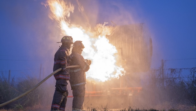 地方新闻精选 | 河南婚内强奸案当事人申请国家赔偿33万 宁夏烧烤店特别重大燃气爆炸案一审宣判